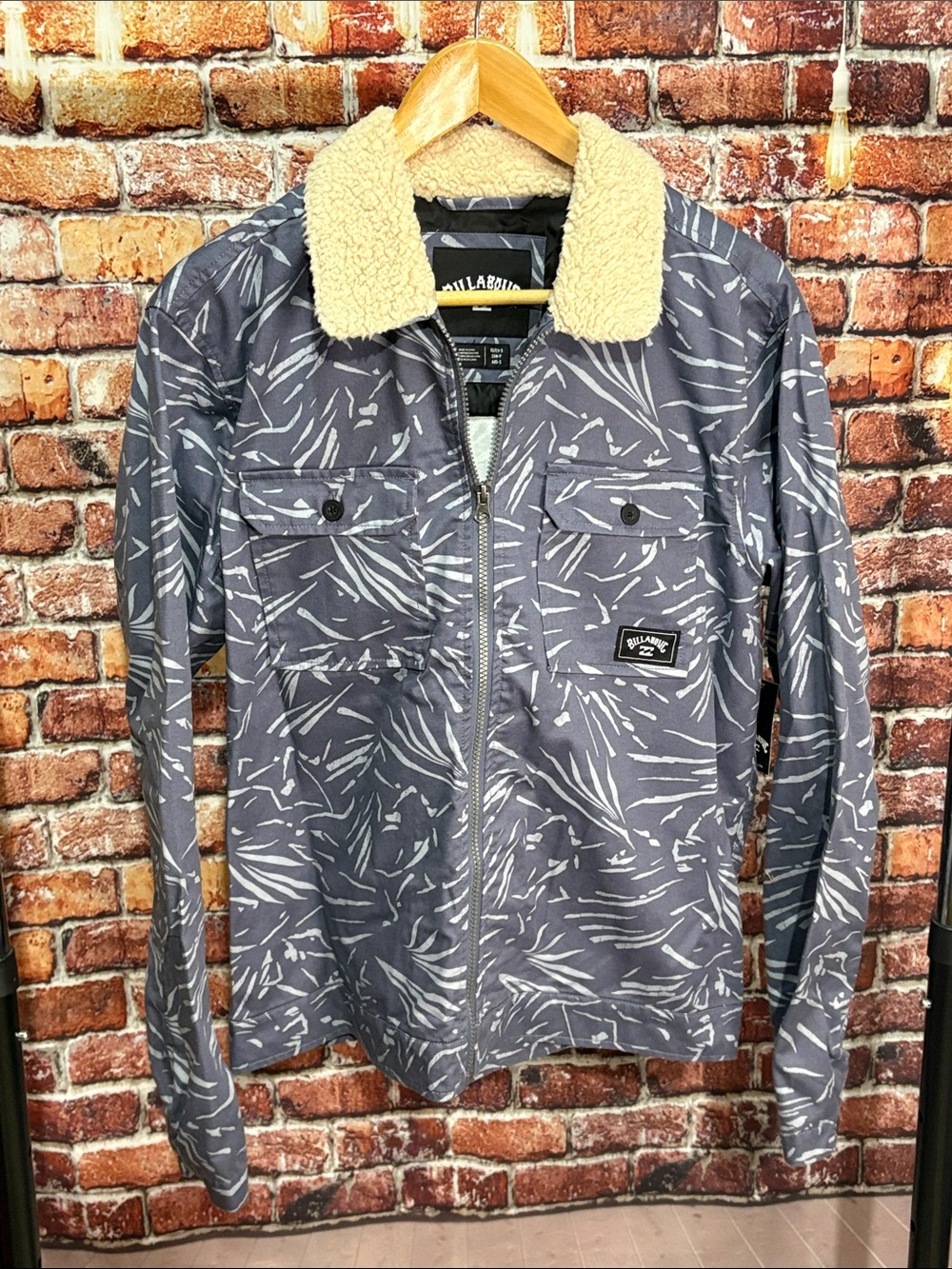 NWT mens small Xander jacket Billabong blue Lightweight Zip Sherpa collar NEW